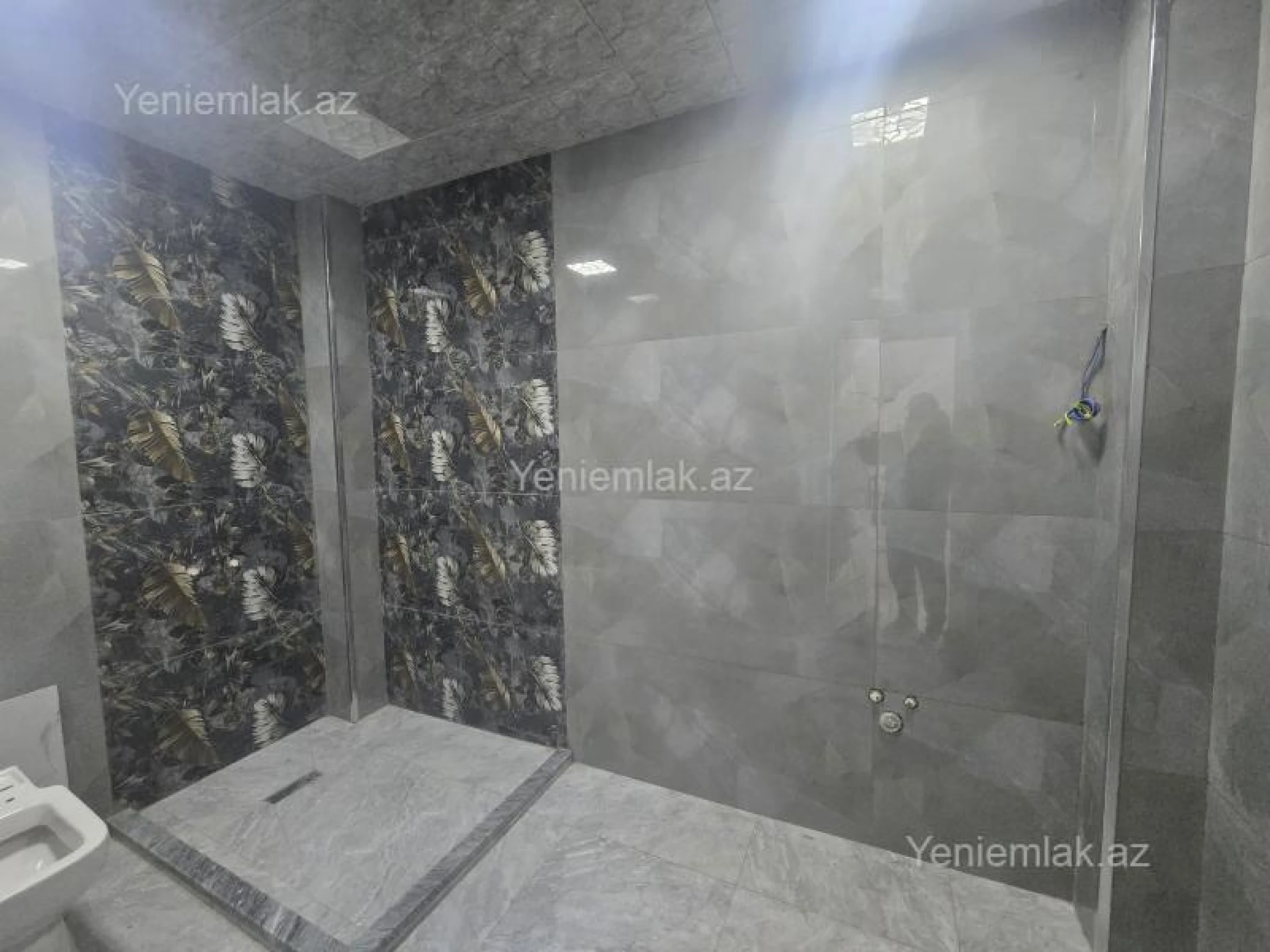 Satılır 3 otaqlı yeni tikili 85 m²