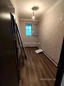Satılır 1 otaqlı köhnə tikili 30 m²
