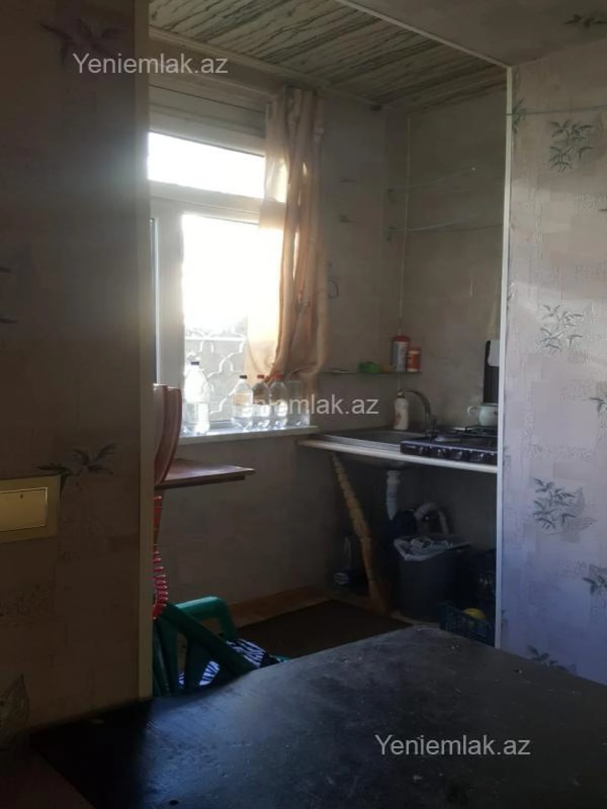 Satılır 4 otaqlı köhnə tikili 95 m²