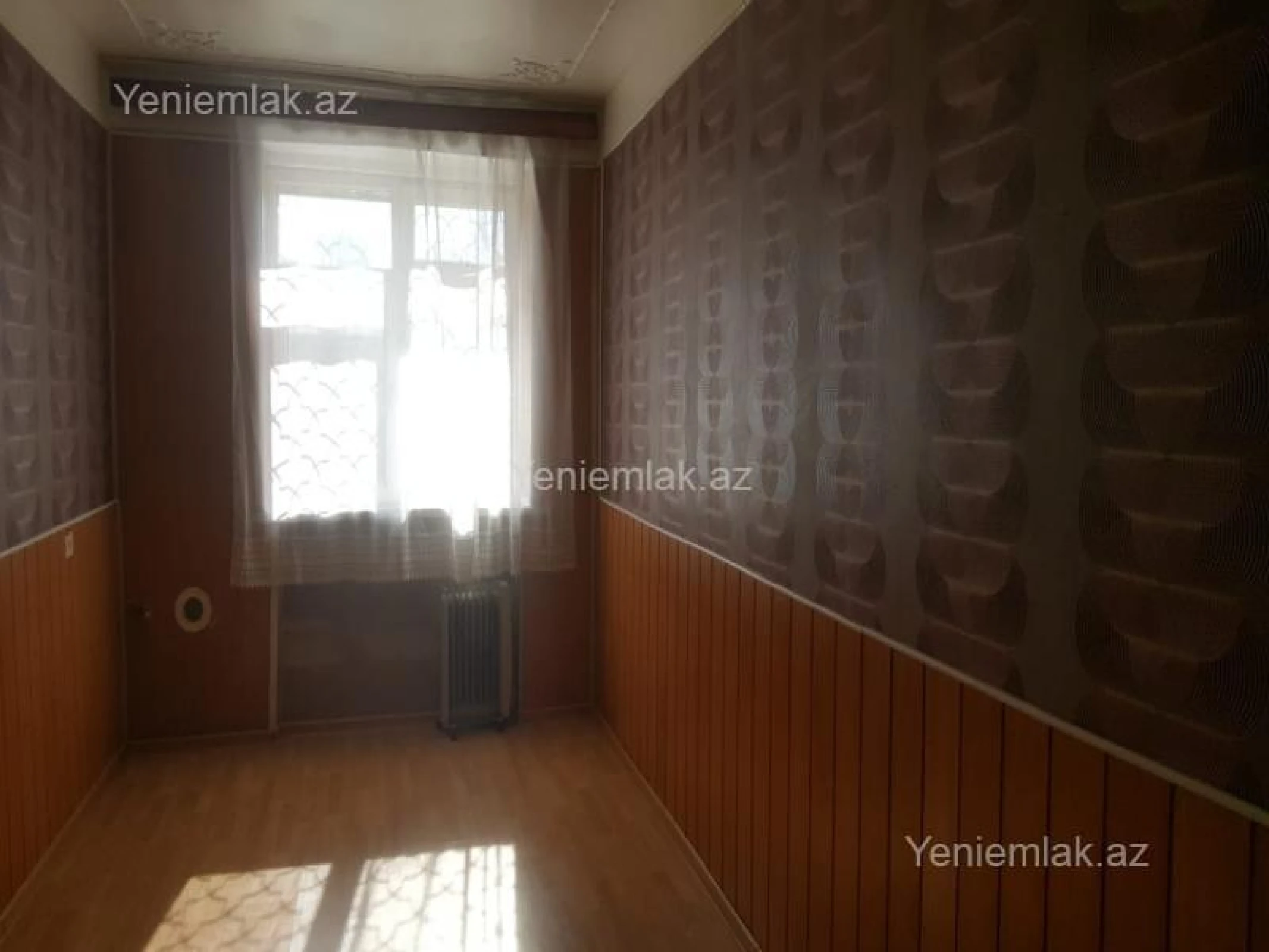 Satılır 4 otaqlı köhnə tikili 95 m²