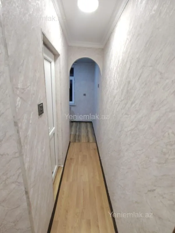 Satılır 3 otaqlı köhnə tikili 68 m²