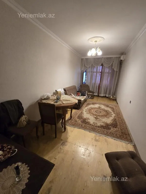 Satılır 3 otaqlı yeni tikili 77 m²