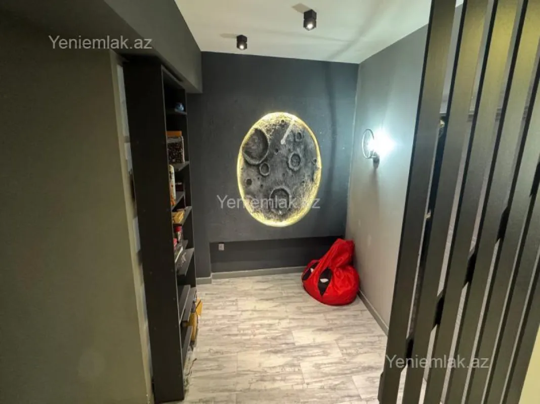 Satılır 3 otaqlı köhnə tikili 67 m²