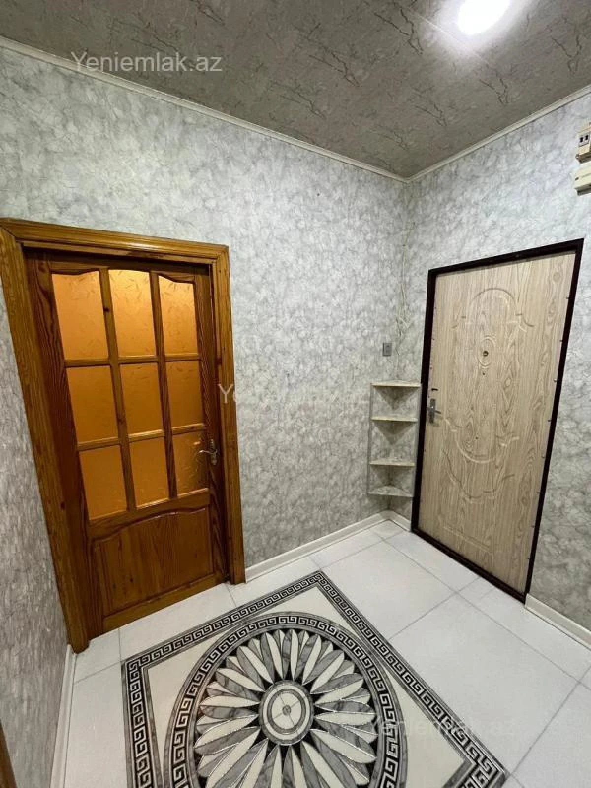 Satılır 3 otaqlı köhnə tikili 72 m²