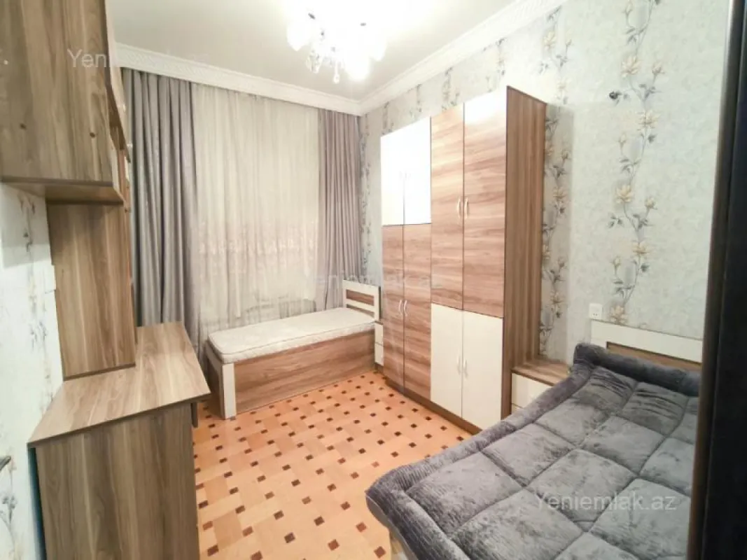 Satılır 3 otaqlı köhnə tikili 85 m²