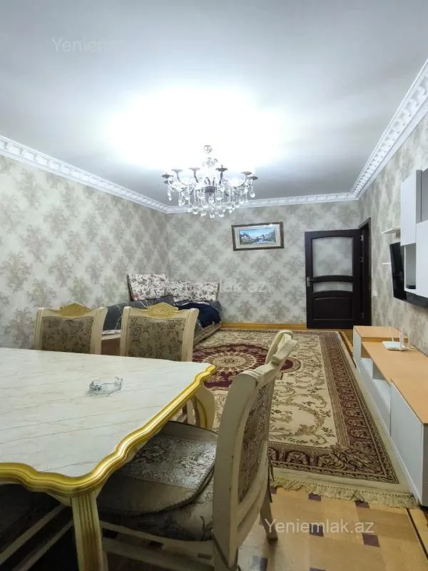 Satılır 3 otaqlı köhnə tikili 85 m²