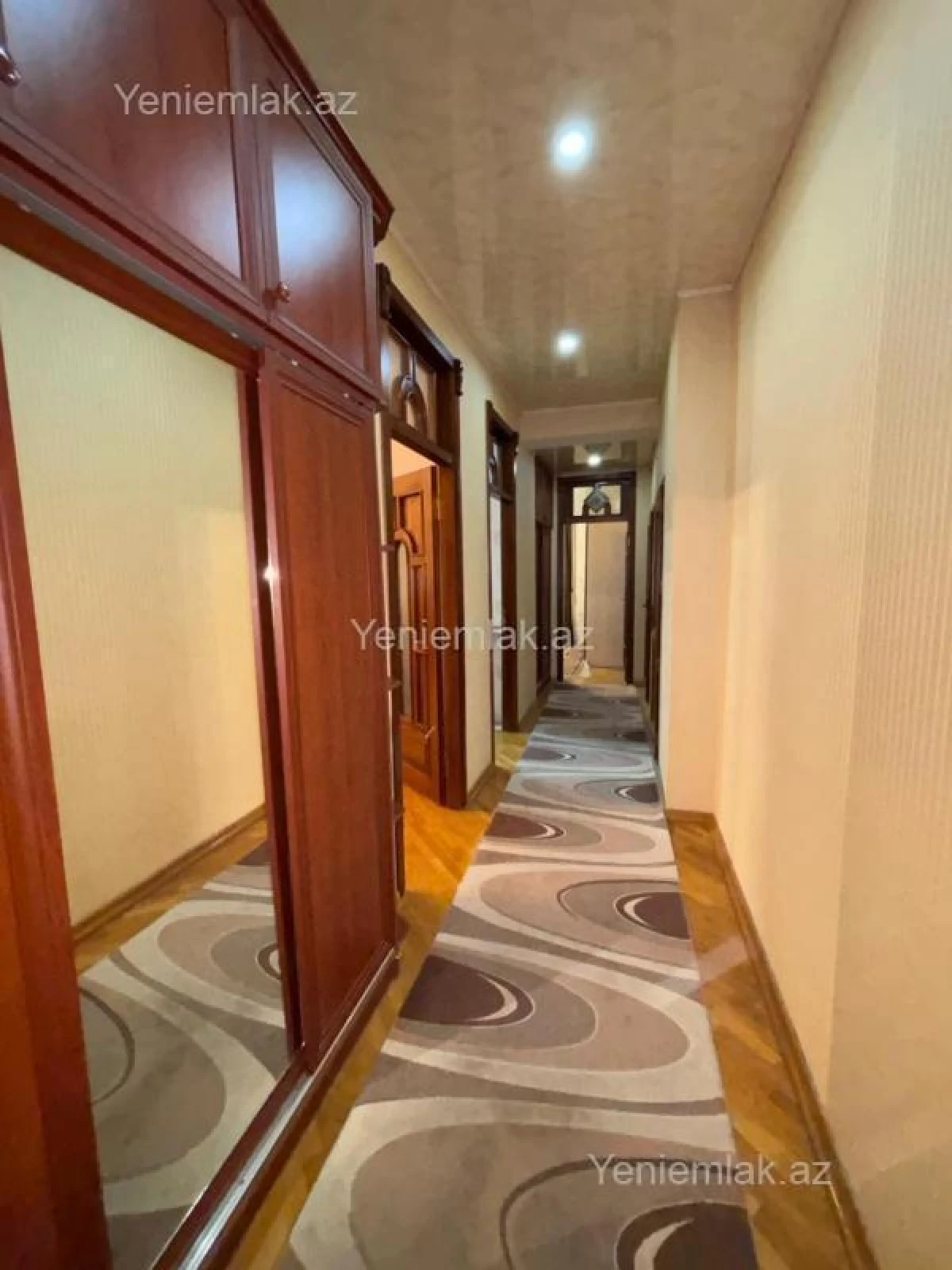 Satılır 3 otaqlı yeni tikili 90 m²