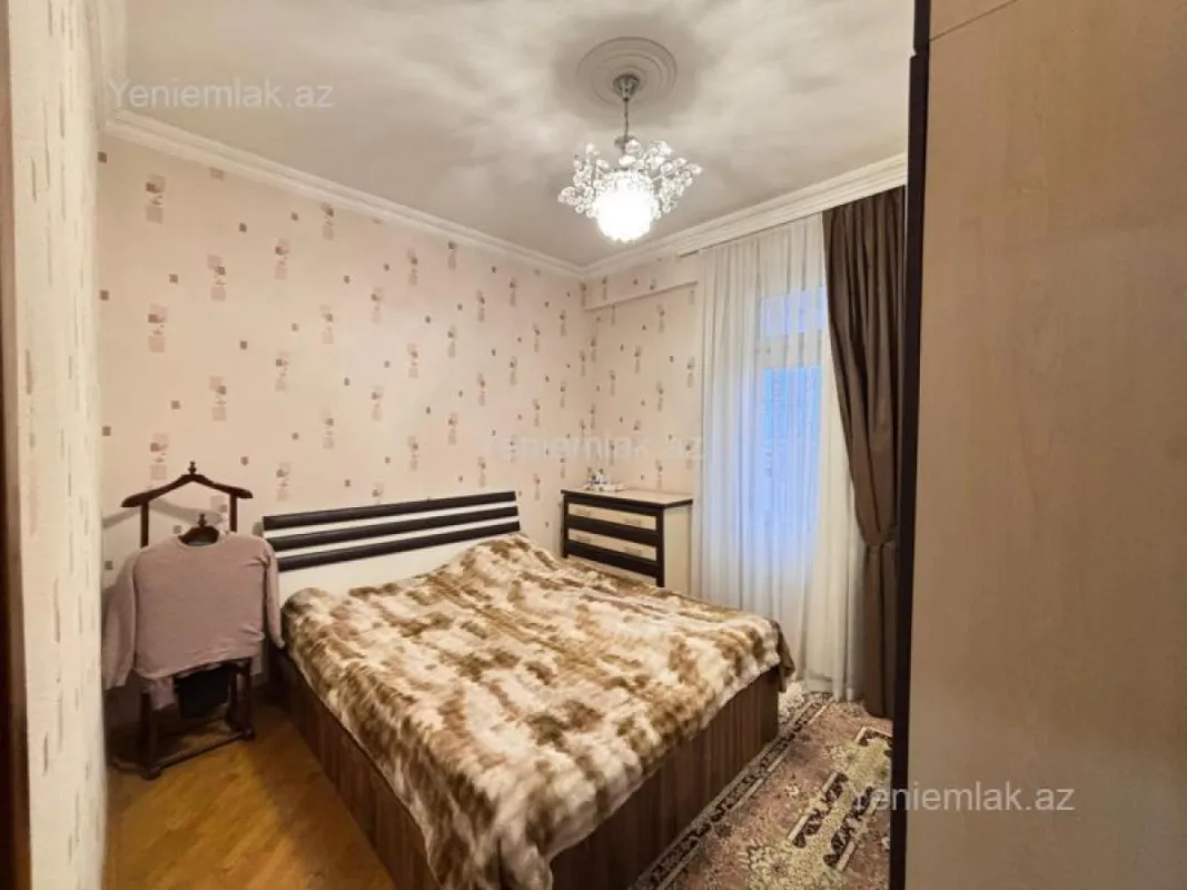 Satılır 3 otaqlı yeni tikili 90 m²