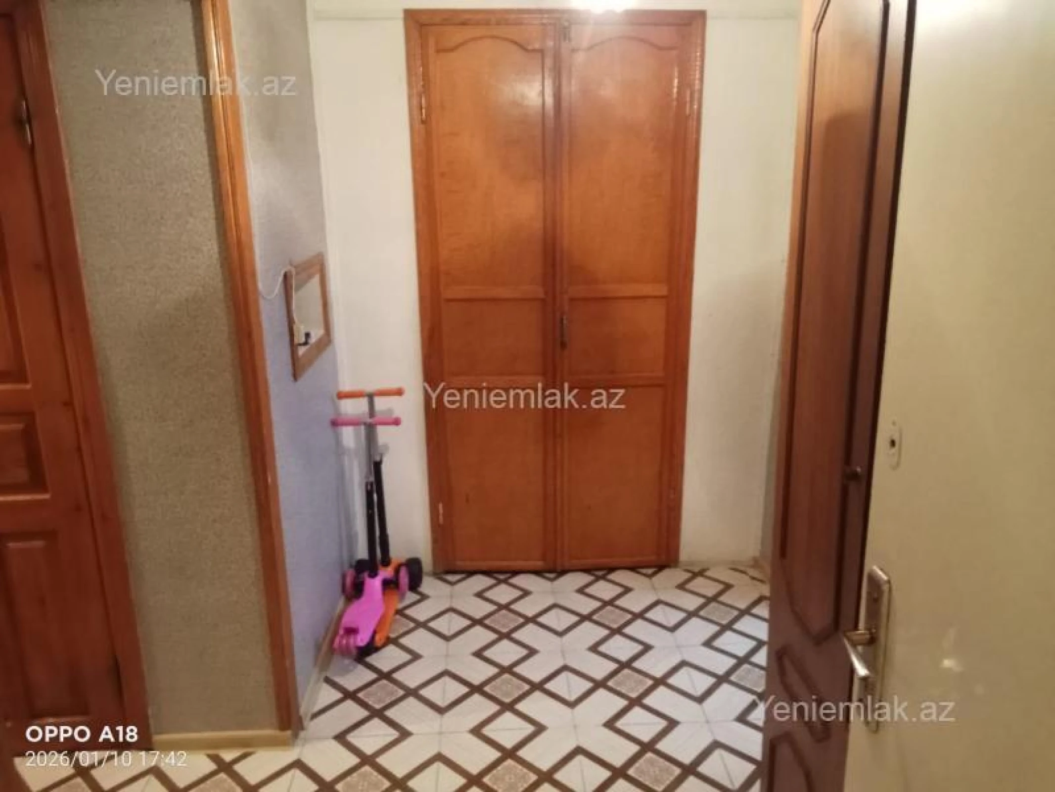 Satılır 2 otaqlı köhnə tikili 55 m²