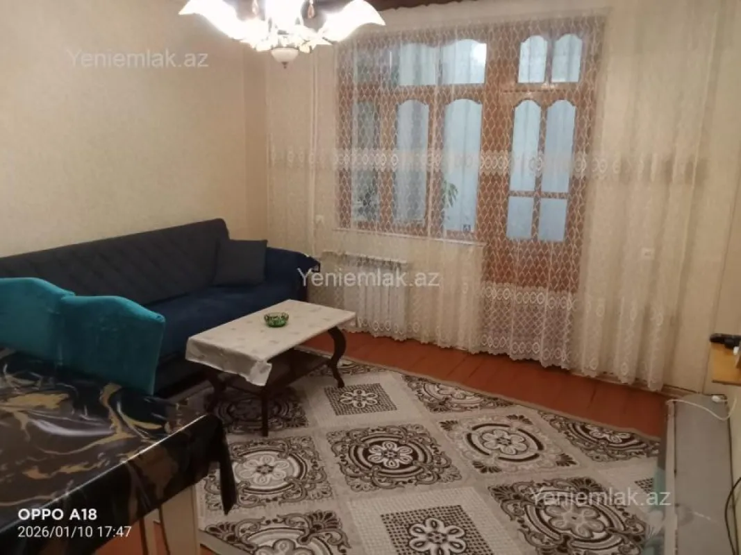 Satılır 2 otaqlı köhnə tikili 55 m²