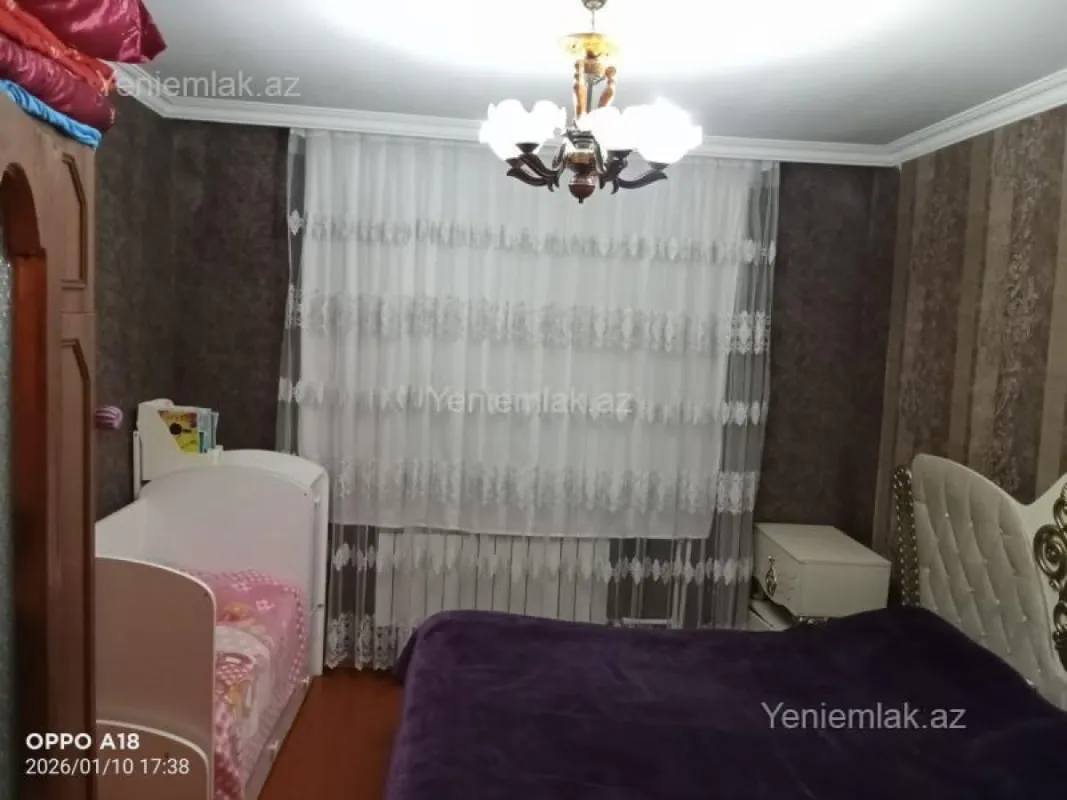 Satılır 2 otaqlı köhnə tikili 55 m²