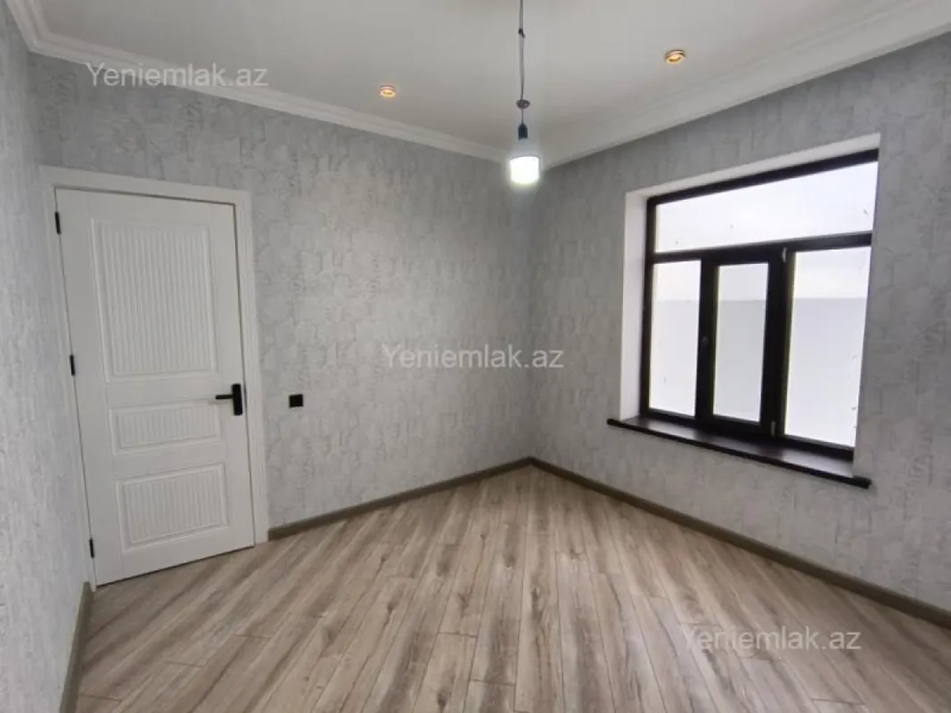 Satılır 4 otaqlı həyət evi 100 m²