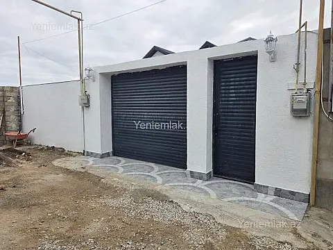 Satılır 4 otaqlı həyət evi 100 m²
