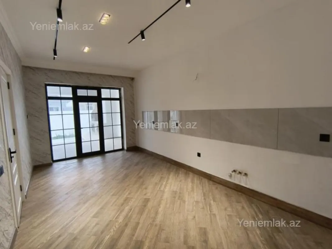 Satılır 4 otaqlı həyət evi 100 m²