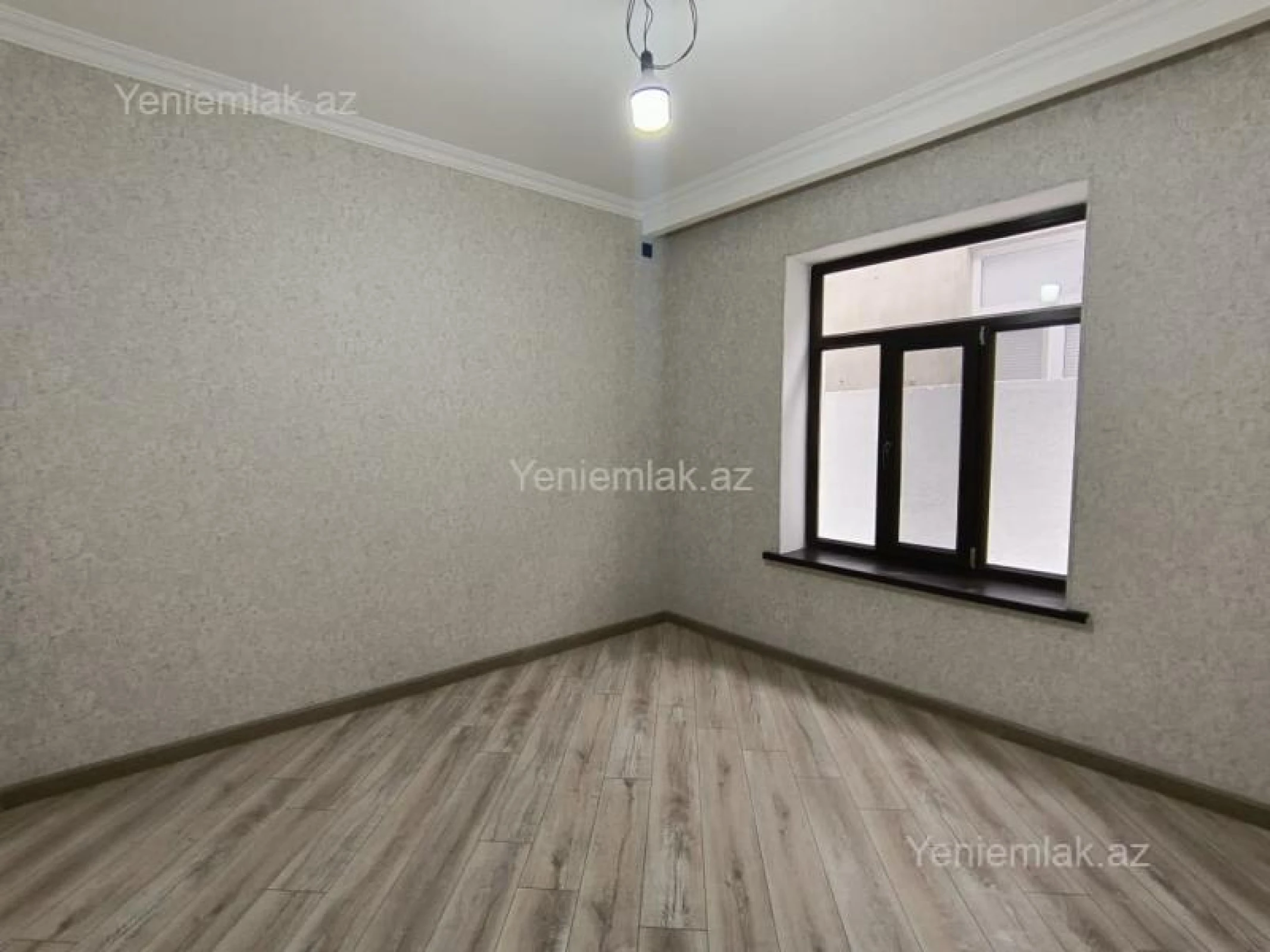 Satılır 4 otaqlı həyət evi 100 m²