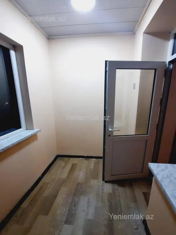 Satılır 3 otaqlı köhnə tikili 65 m²
