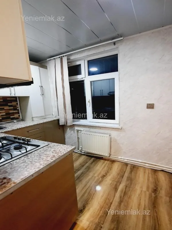 Satılır 3 otaqlı köhnə tikili 65 m²