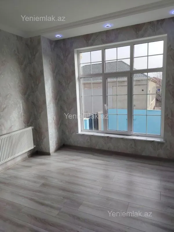 Satılır 4 otaqlı həyət evi 160 m²