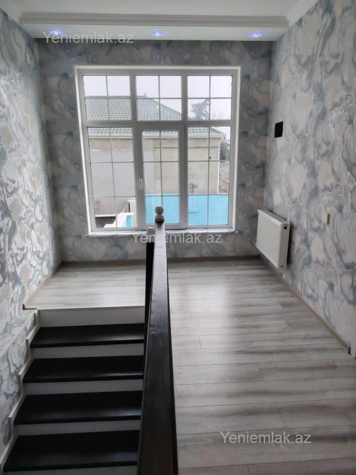 Satılır 4 otaqlı həyət evi 160 m²