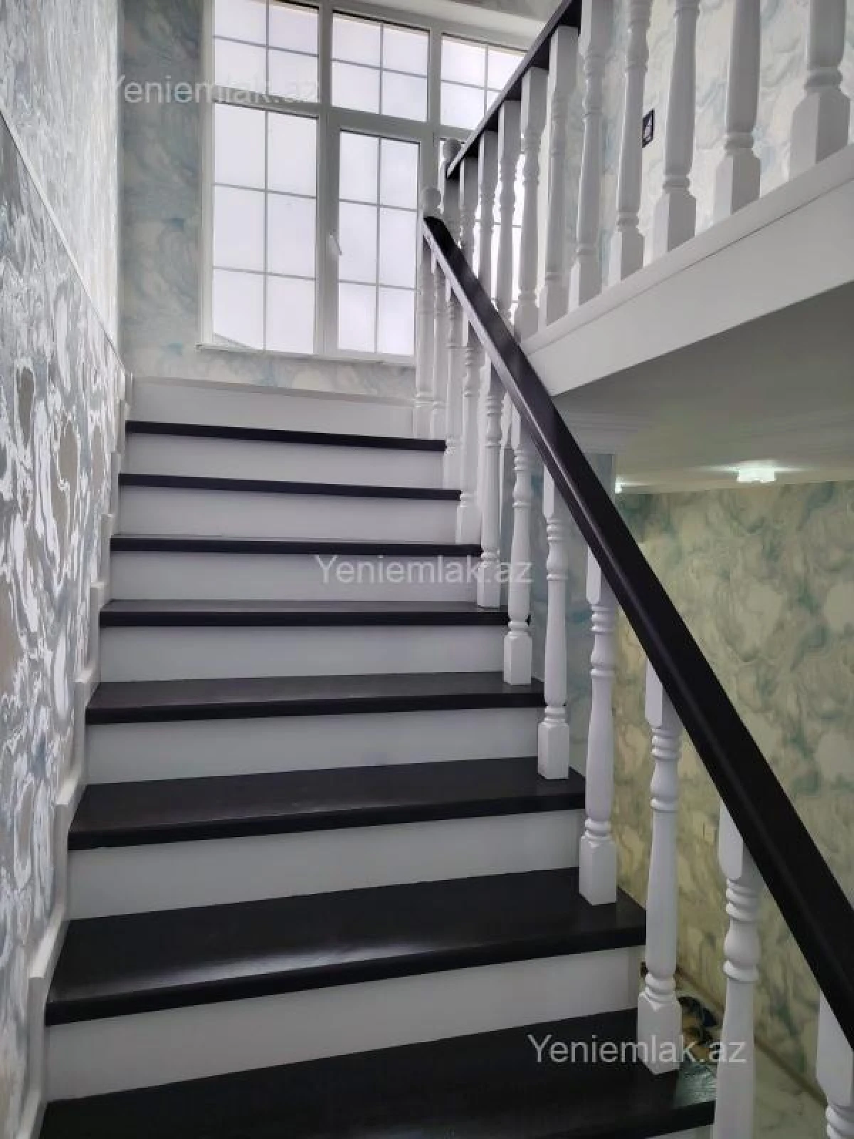 Satılır 4 otaqlı həyət evi 160 m²