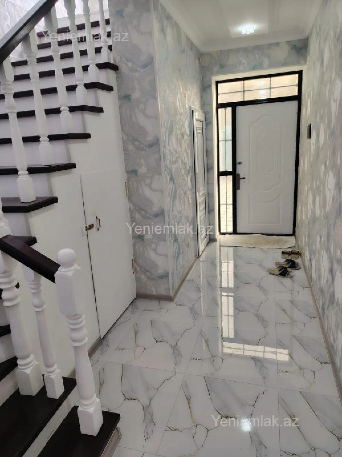 Satılır 4 otaqlı həyət evi 160 m²