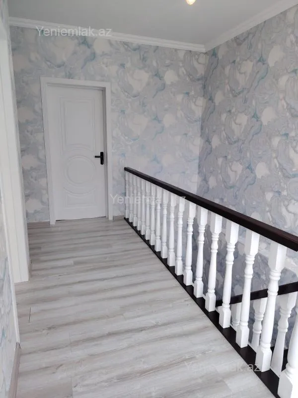 Satılır 4 otaqlı həyət evi 160 m²