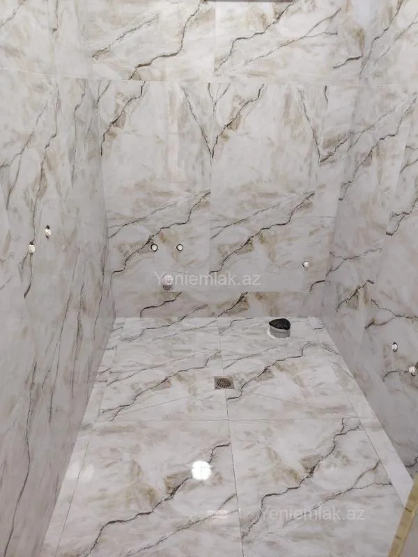 Satılır 4 otaqlı həyət evi 160 m²