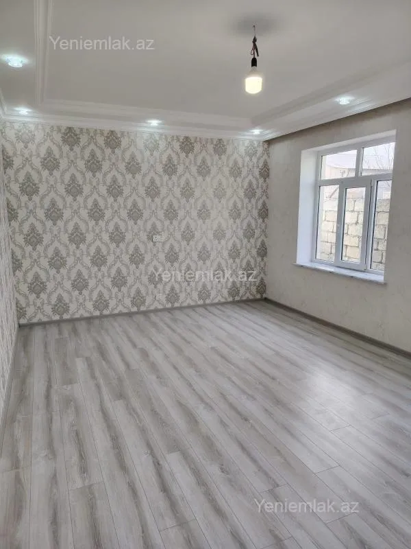 Satılır 4 otaqlı həyət evi 160 m²