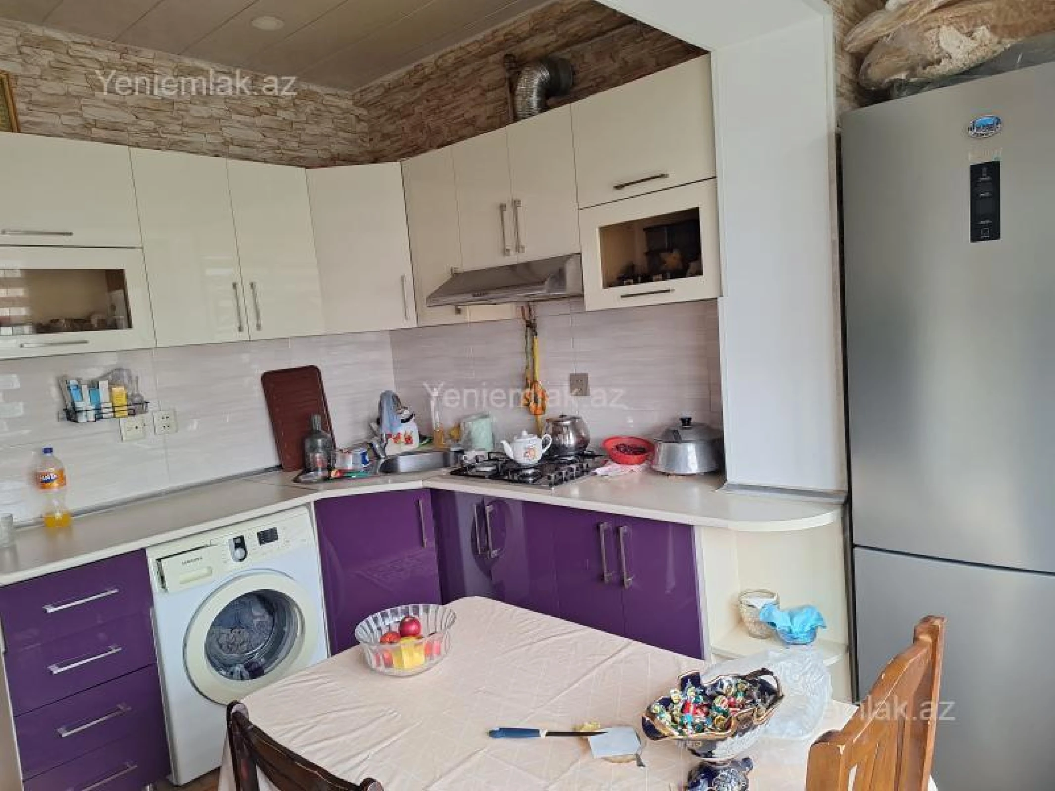 Satılır 3 otaqlı köhnə tikili 80 m²