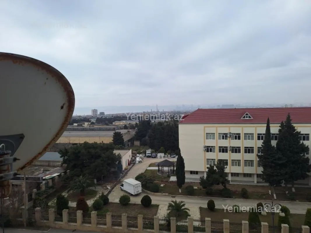 Satılır 3 otaqlı köhnə tikili 80 m²