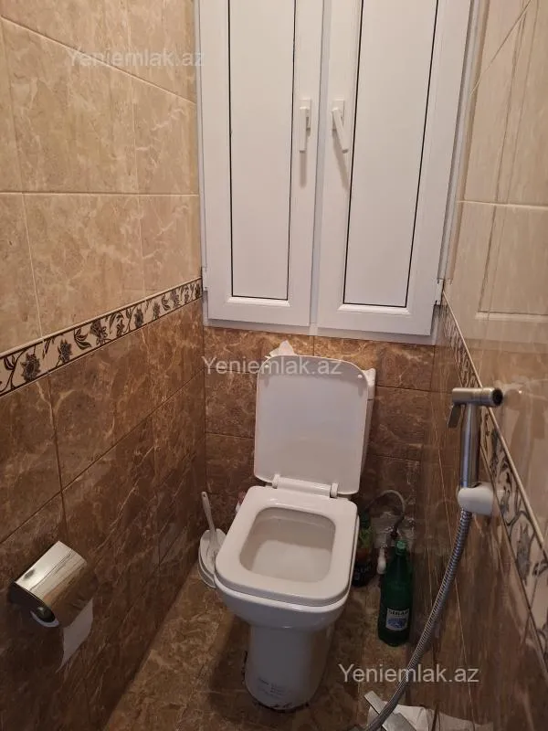 Satılır 3 otaqlı köhnə tikili 80 m²