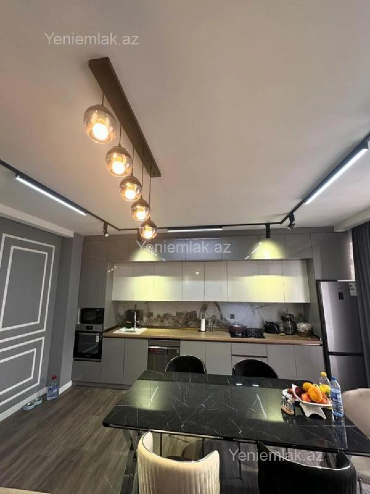 Satılır 3 otaqlı yeni tikili 110 m²