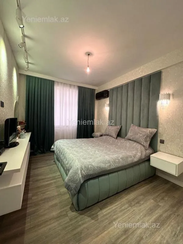 Satılır 3 otaqlı yeni tikili 110 m²