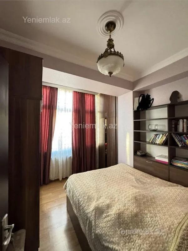Satılır 2 otaqlı yeni tikili 43 m²
