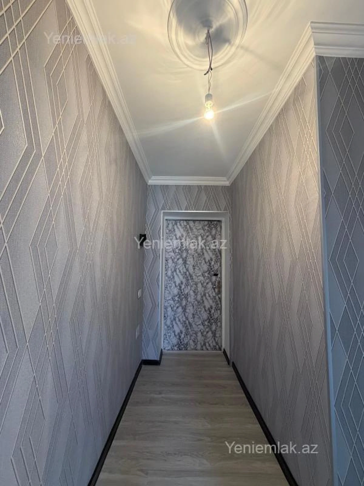 Satılır 2 otaqlı yeni tikili 61 m²