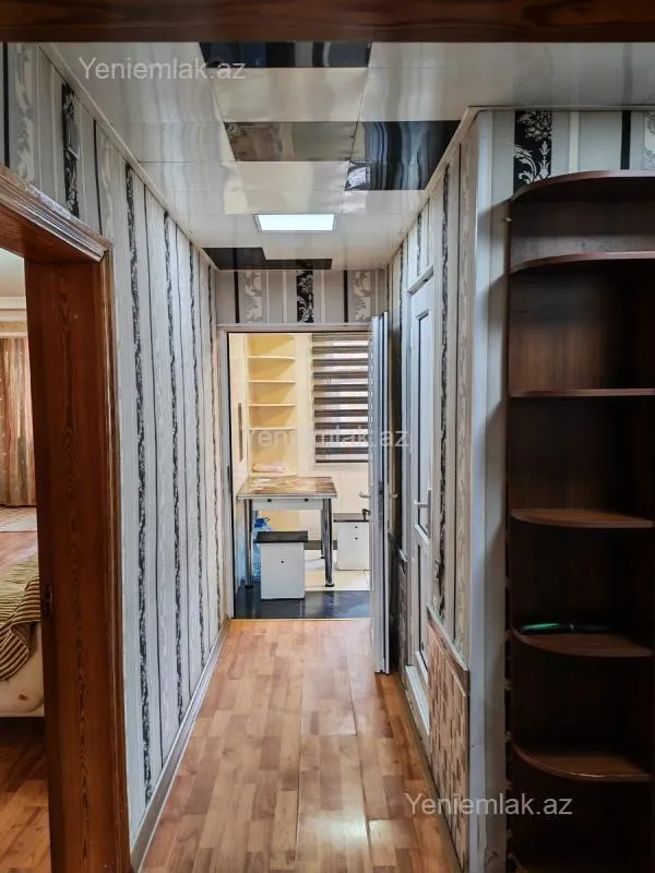 Satılır 3 otaqlı köhnə tikili 70 m²