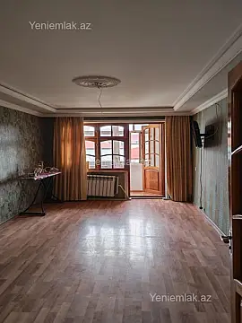 Satılır 3 otaqlı köhnə tikili 70 m²