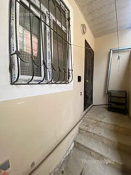 Satılır 2 otaqlı həyət evi 50 m² — Bakı, Binəqədi 2 otaq 50.00 m²