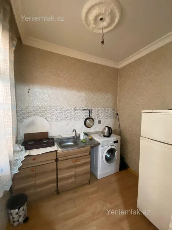 Satılır 2 otaqlı həyət evi 50 m²