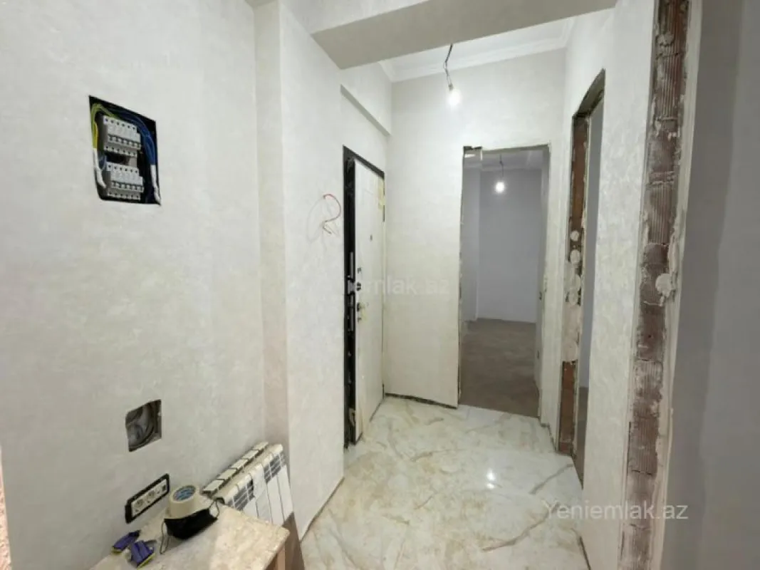 Satılır 3 otaqlı yeni tikili 73 m²