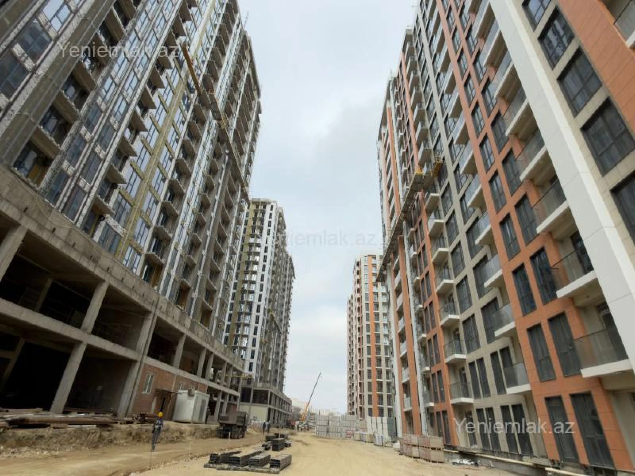 Satılır 3 otaqlı yeni tikili 73 m²