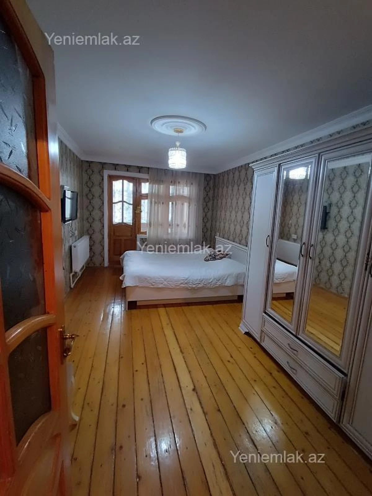 Satılır 3 otaqlı köhnə tikili 80 m²