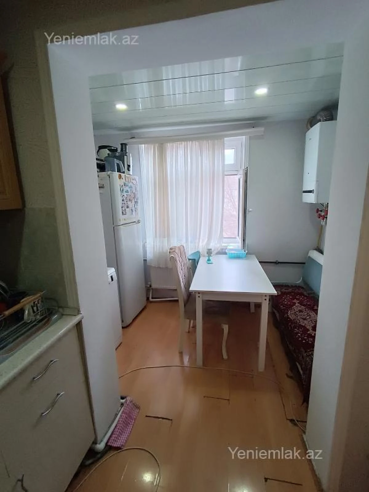 Satılır 3 otaqlı köhnə tikili 80 m²