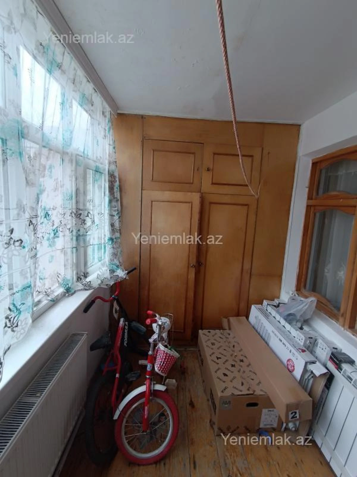 Satılır 3 otaqlı köhnə tikili 80 m²