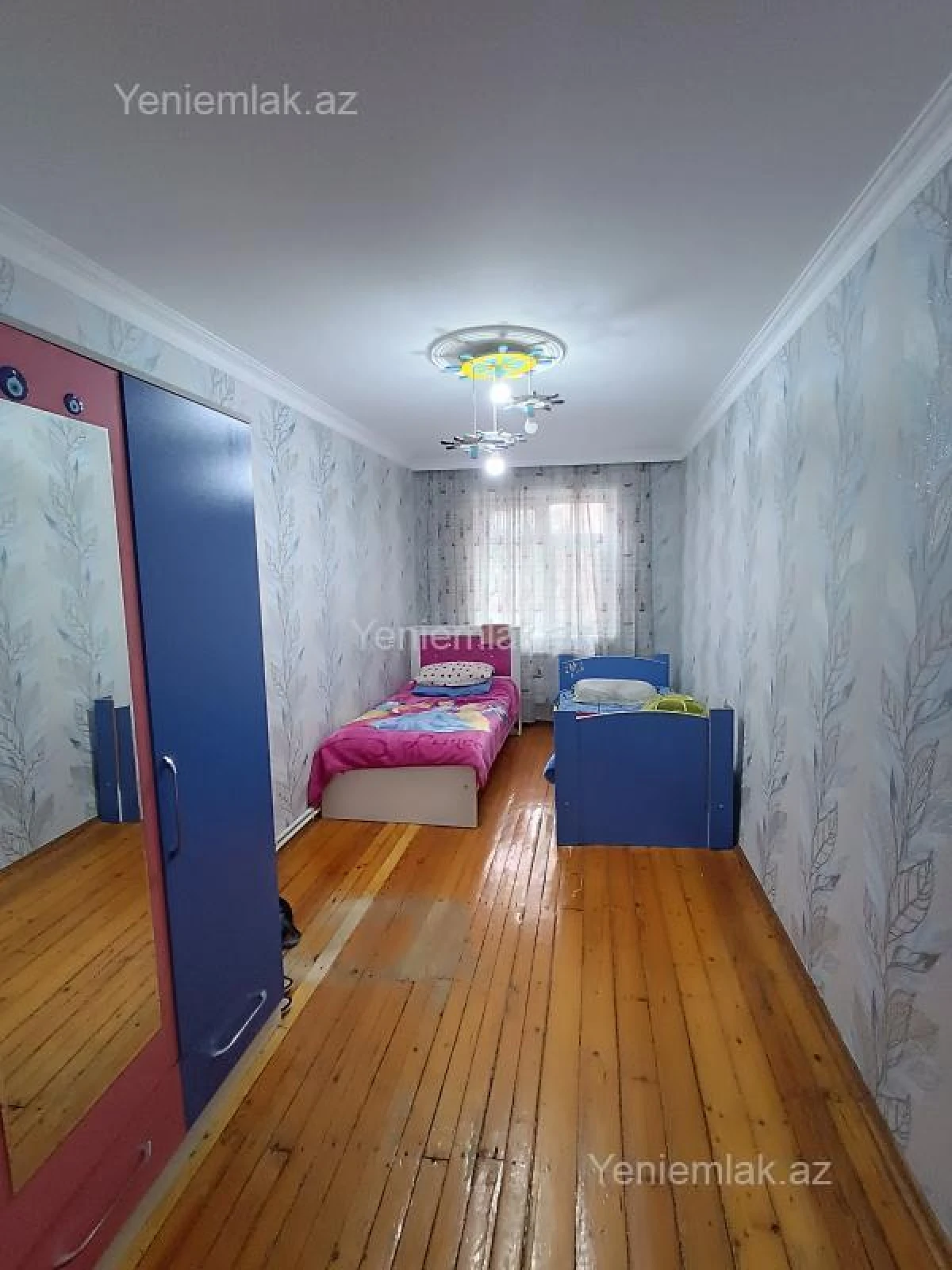 Satılır 3 otaqlı köhnə tikili 80 m²