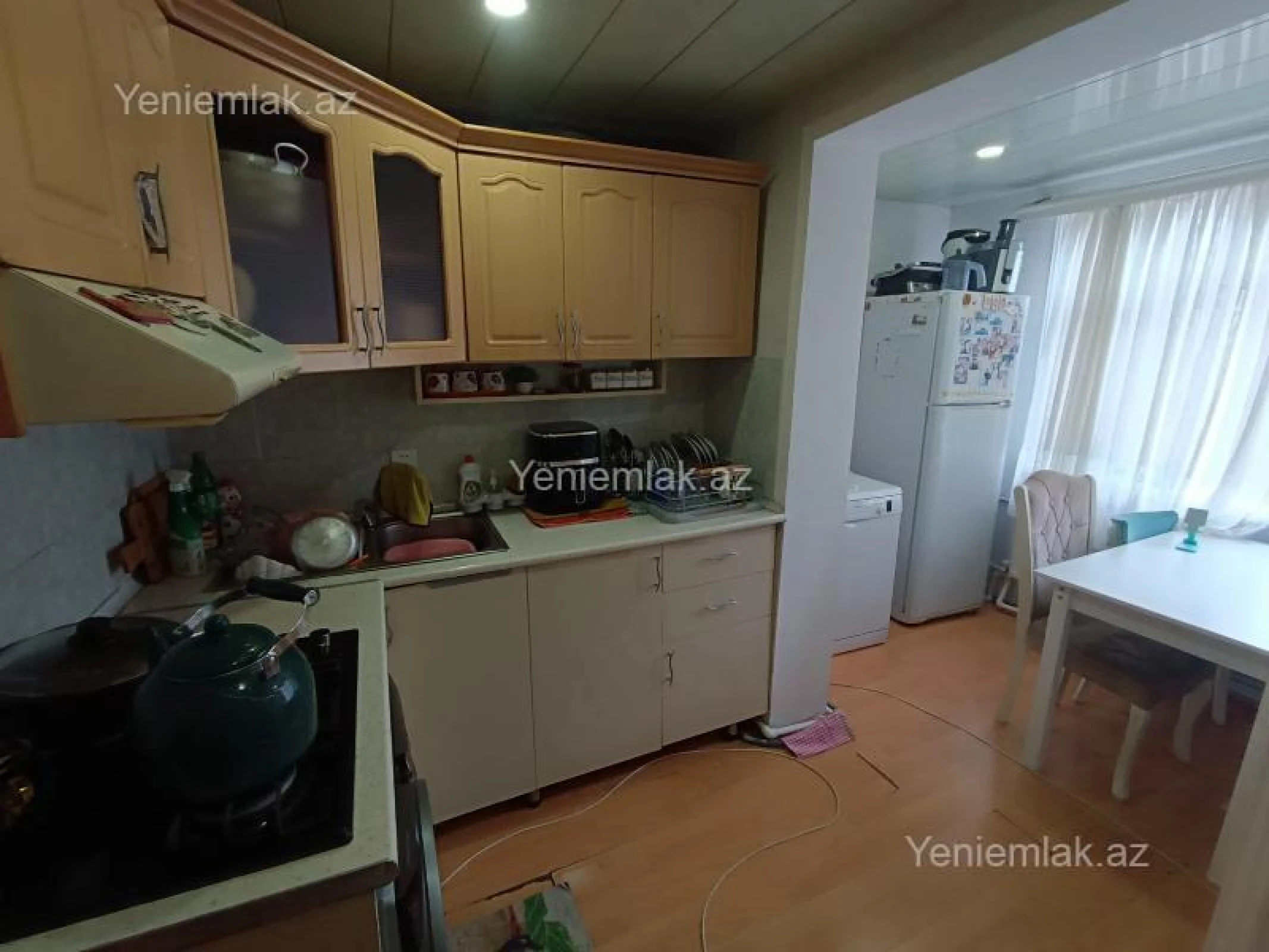 Satılır 3 otaqlı köhnə tikili 80 m²