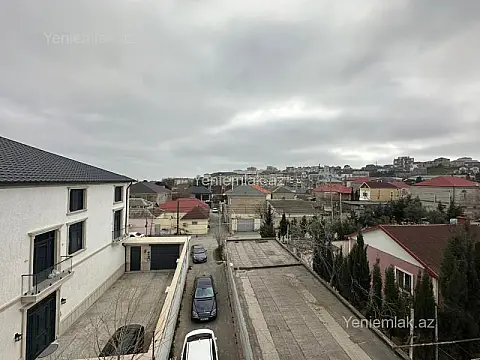 Satılır 13 otaqlı həyət evi 500 m²