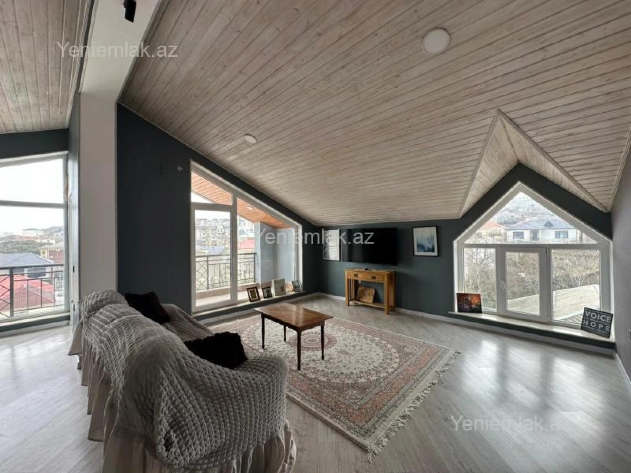 Satılır 13 otaqlı həyət evi 500 m²