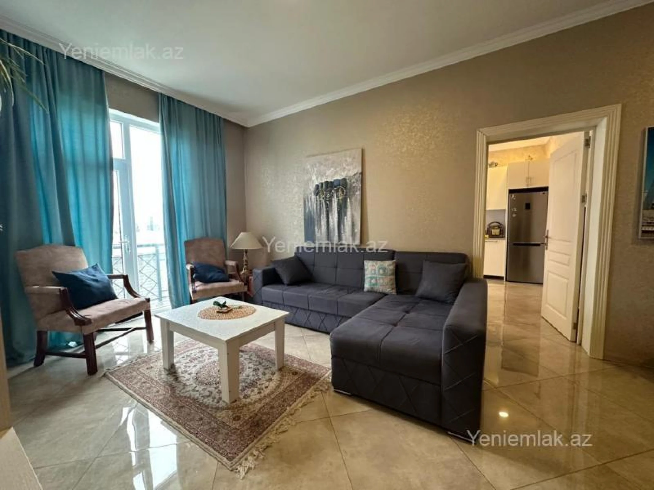 Satılır 13 otaqlı həyət evi 500 m²