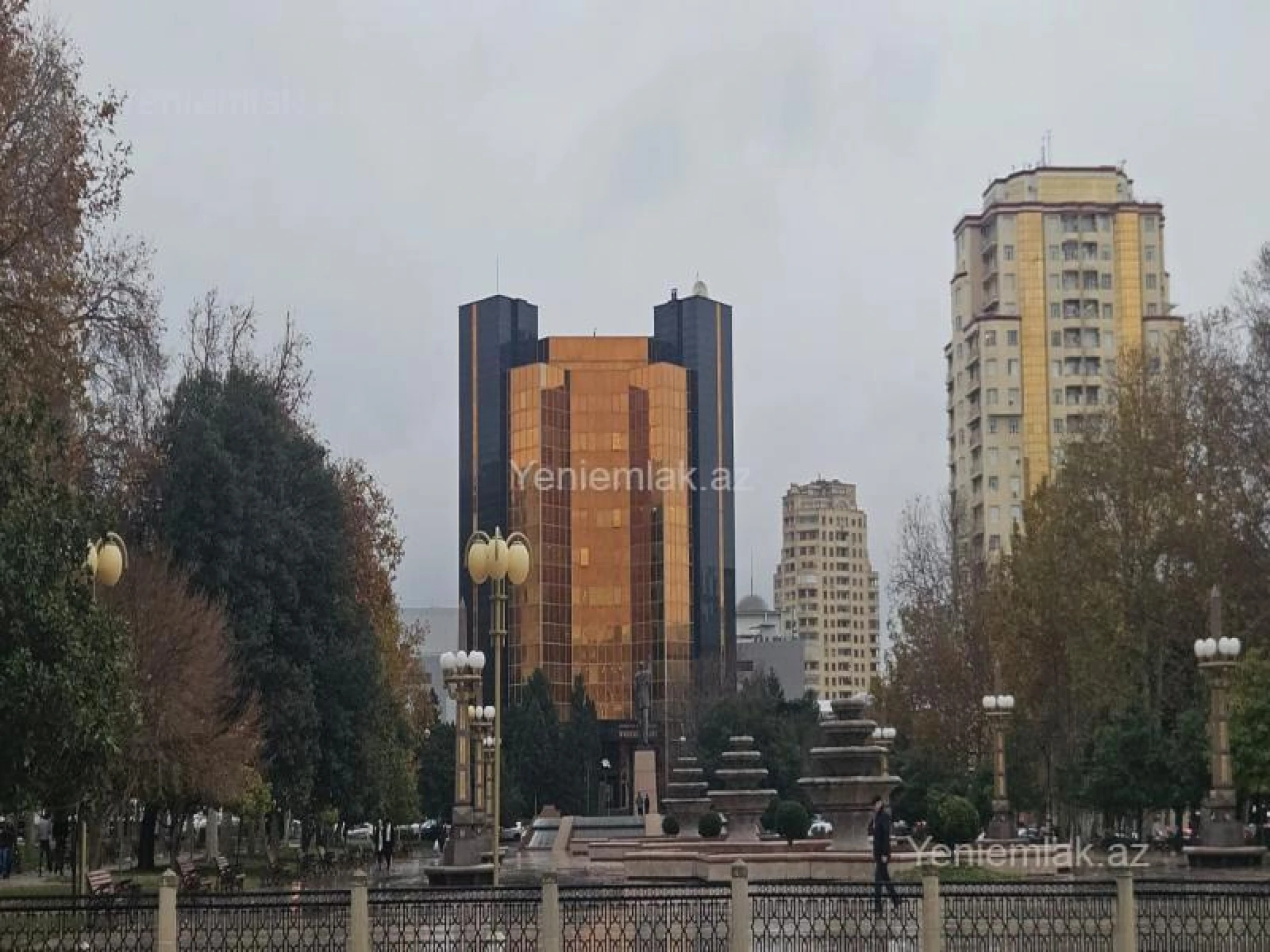 Satılır 3 otaqlı köhnə tikili 78 m²